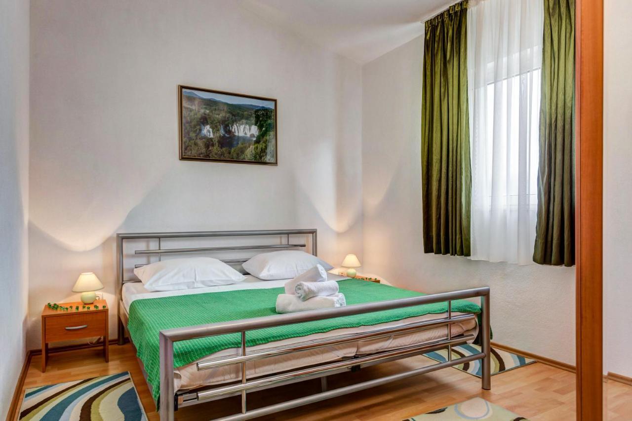 Apartment Jelcic Podstrana Kültér fotó